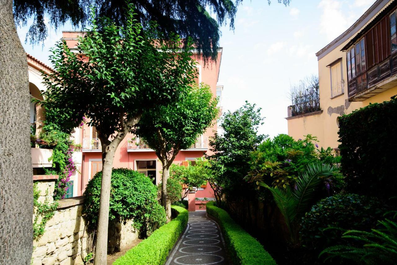 Appartamento Panoramico "Il Glicine" Nápoles Exterior foto